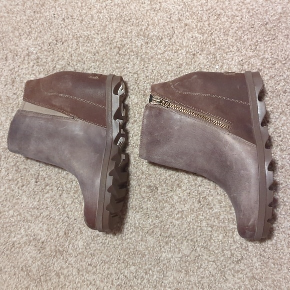 NWOT Sorel Joan of Arctic Wedge II Zip Booties Size 8.5/39.5 - Picture 3 of 8